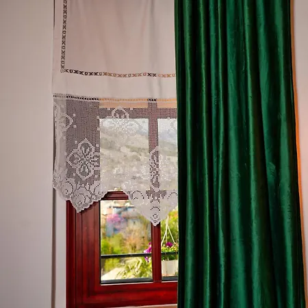 Alchemist Gjirokastër