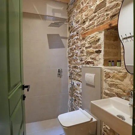 Hotel Alchemist