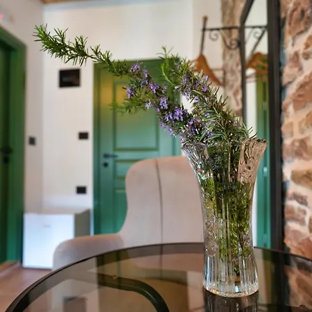 Alchemist Hotel