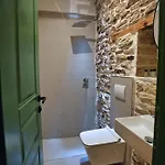 Alchemist Hotel *